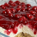 Creamy Cherry Delight Dessert: Easy No-Bake Recipe